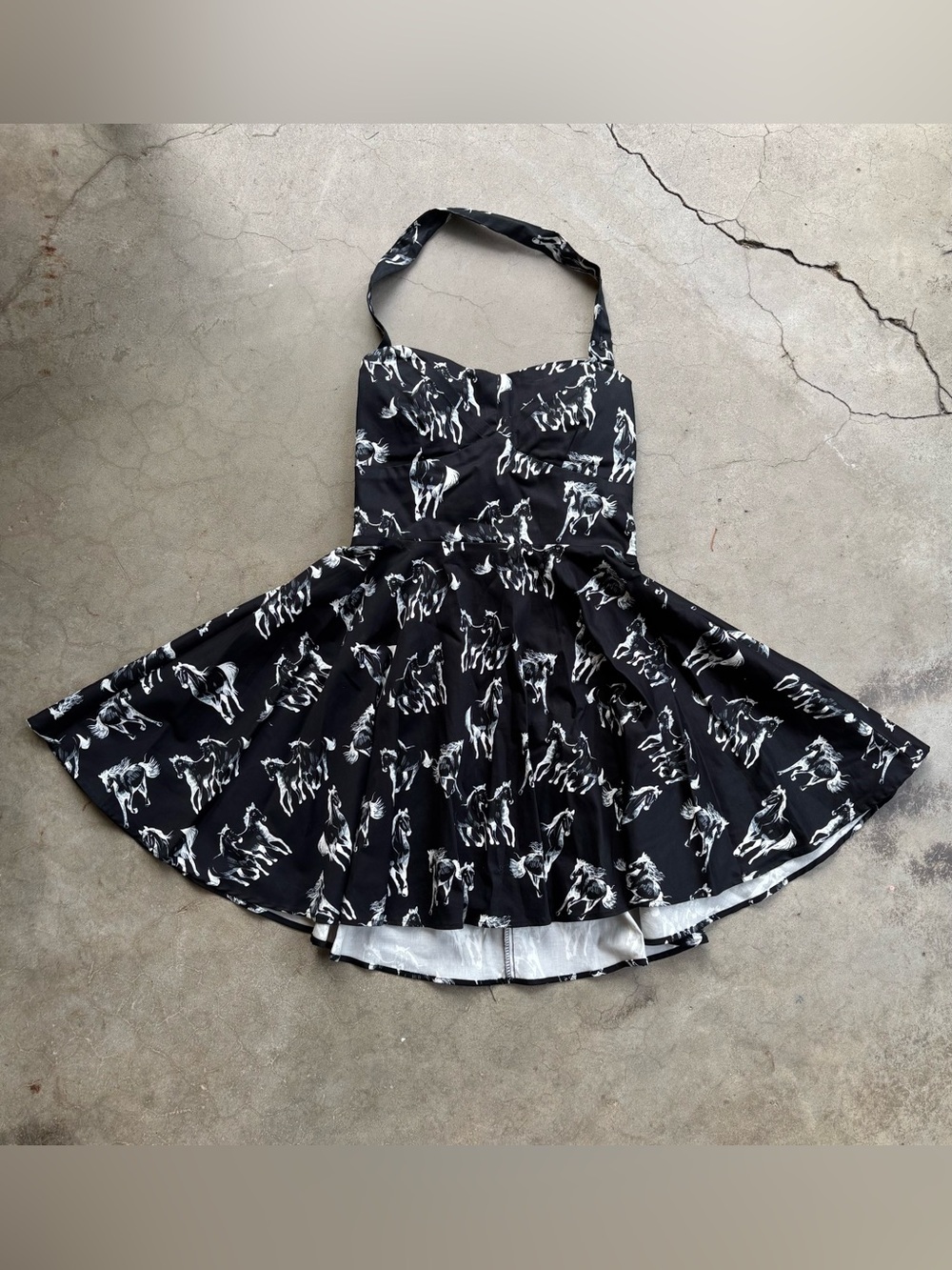 Dollz & Dames Cotton Horse Print Fit-and-Flare Halter Dress Size L Made in USA